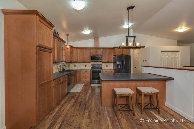 Photo - 4 BD Single Family Home in North Pole