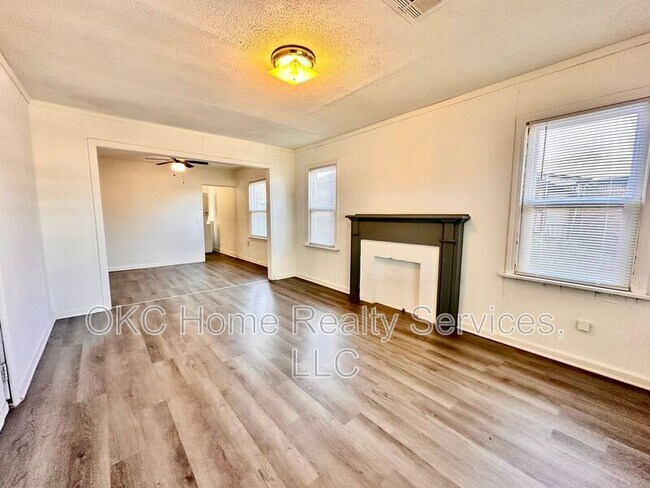 Photo - 2323 Towers Ct