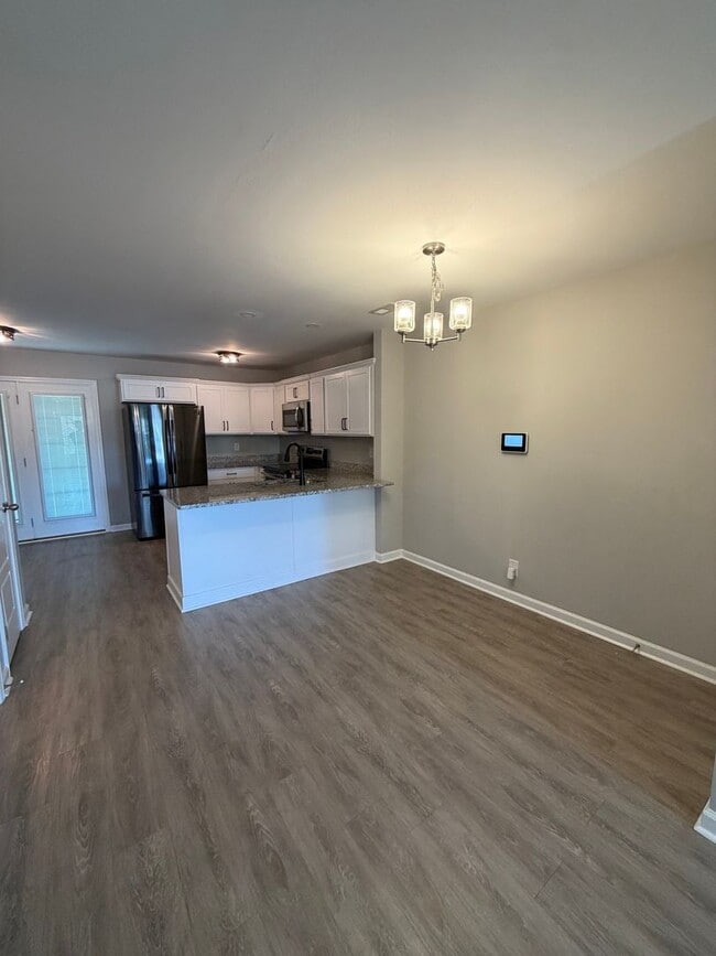 Photo - The Stowe Court Pet Friendly Condo for rent!