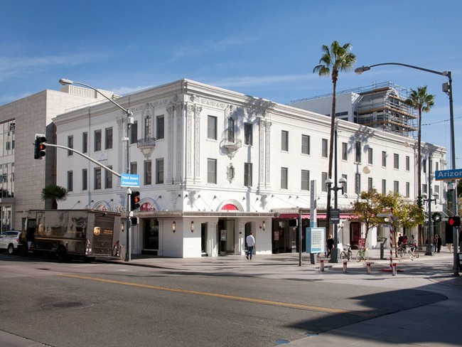 Criterion Promenade - Criterion Promenade Apartments