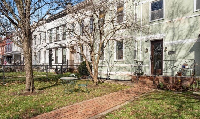 Photo - Charming Hill East One Bedroom