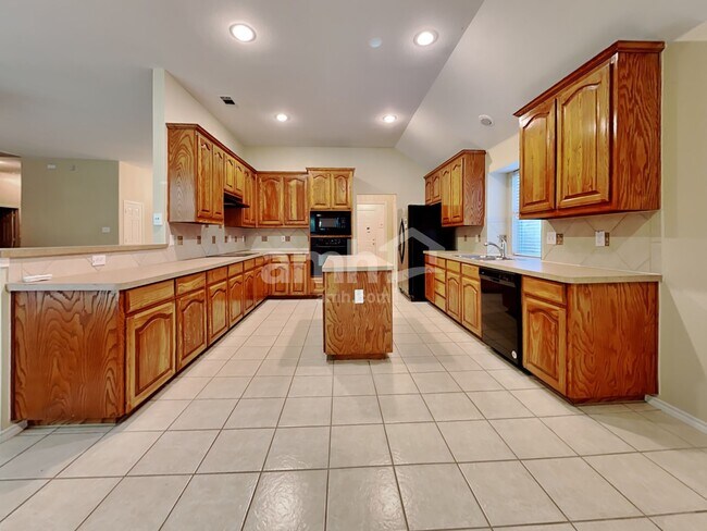 Photo - 5776 Jillian Way