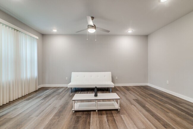 Photo - 5705 Breland St