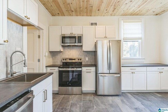 Photo - 1500 14th Ave S