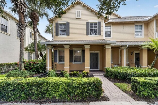 Building Photo - 158 W Thatch Palm Cir