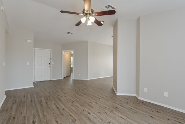 Photo - 8829 E Eagle Creek Dr
