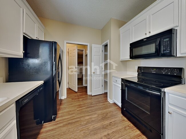 Photo - 4038 River Falls Dr