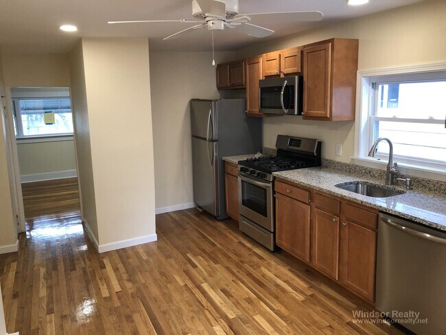 Photo - 215 Cedar St Unidad 2