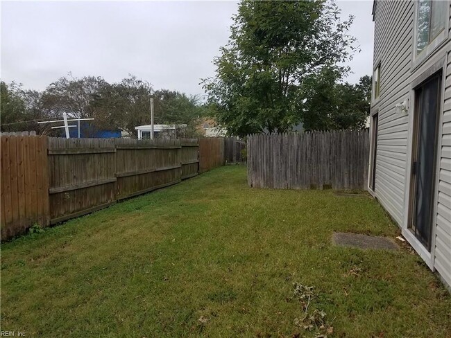 Photo - 1553 Bridle Creek Blvd