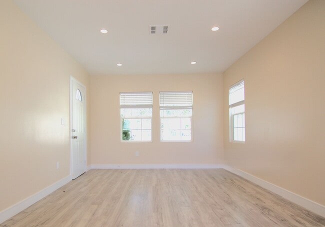 Photo - 14436 Carlsbad St