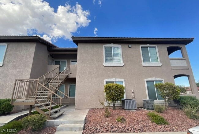 Photo - 2305 W Horizon Ridge Pkwy Unidad 2811
