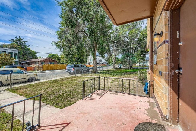 Photo - 4825 W 14th Ave