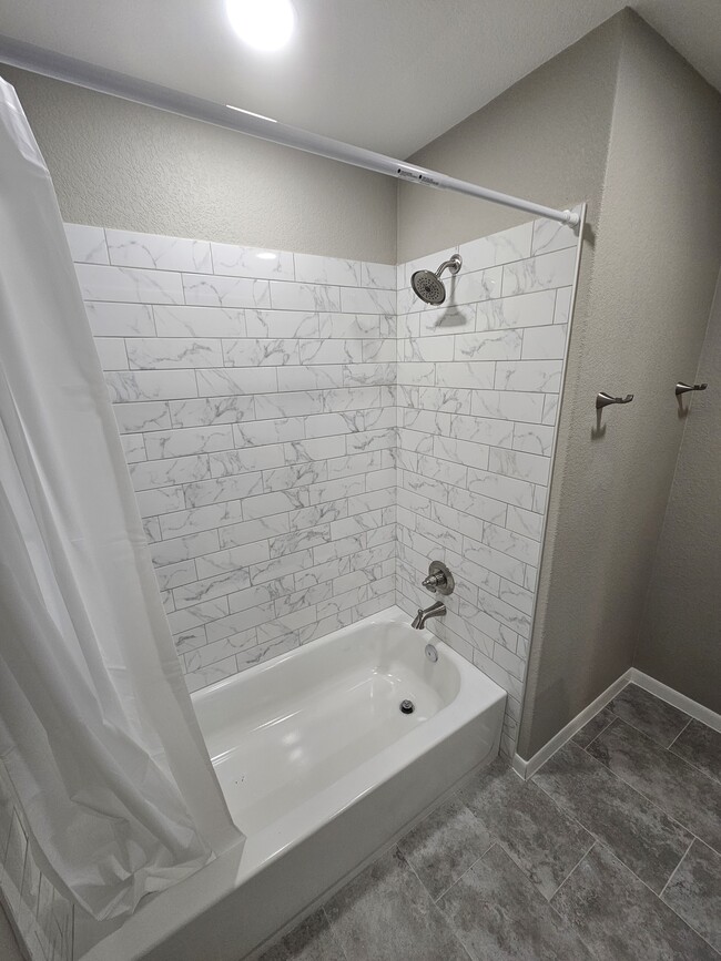 Photo - 508 Lisa Cir