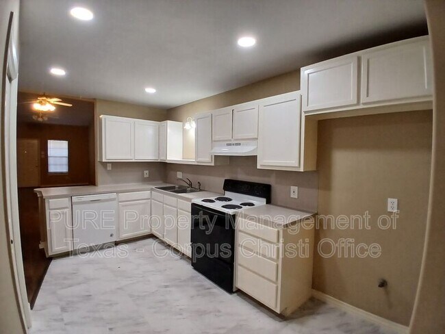 Photo - 1818 Rodd Fld Unit D6