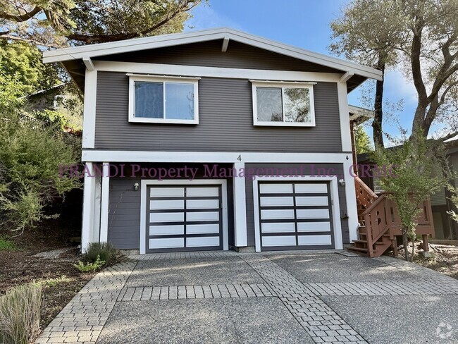 Building Photo - Adorable House in Gerstle Park!