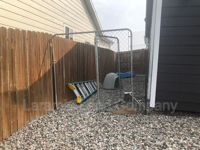 Photo - 1219 E Symons St