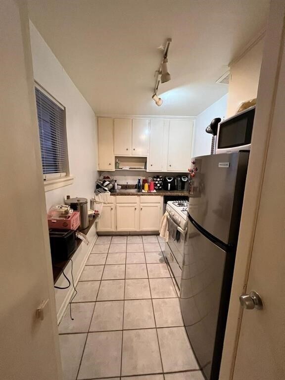 Photo - 205 Avondale St Unit 11