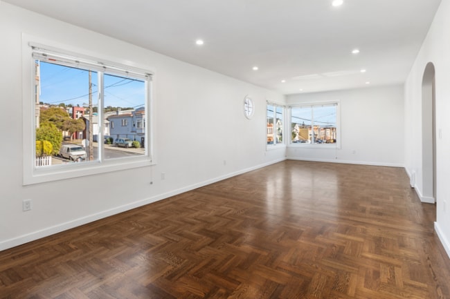 Photo - 1900 Lane St