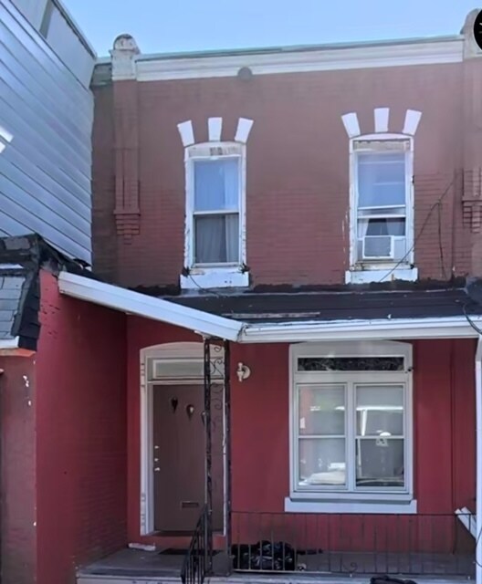 Photo - 1002 N 43rd St House