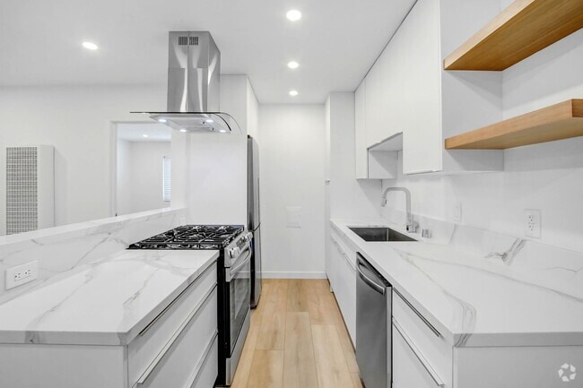Building Photo - 519 Hill St Rental
