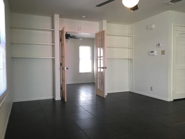 Photo - Compound at the Park