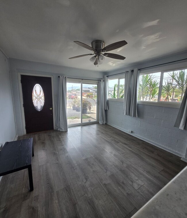 Photo - 360 Lono Ave Unit 3 Bedroom 1 Bath front