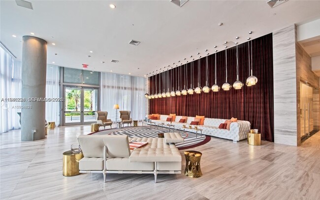 Photo - 2000 Metropica Wy Unit 2606