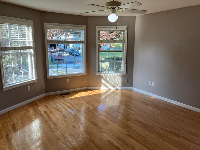 Photo - 22 Short St Unit 1