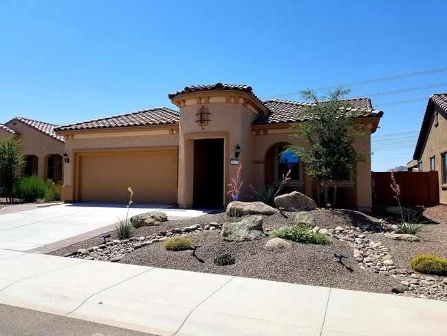 26237 W Matthew Dr