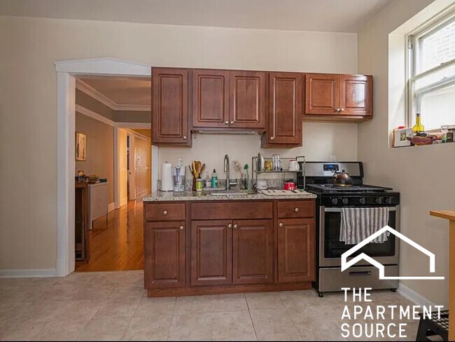 Photo - 6514 N Bosworth Ave Unit 2