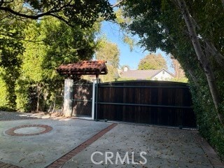 Photo - 2335 Overland Ave