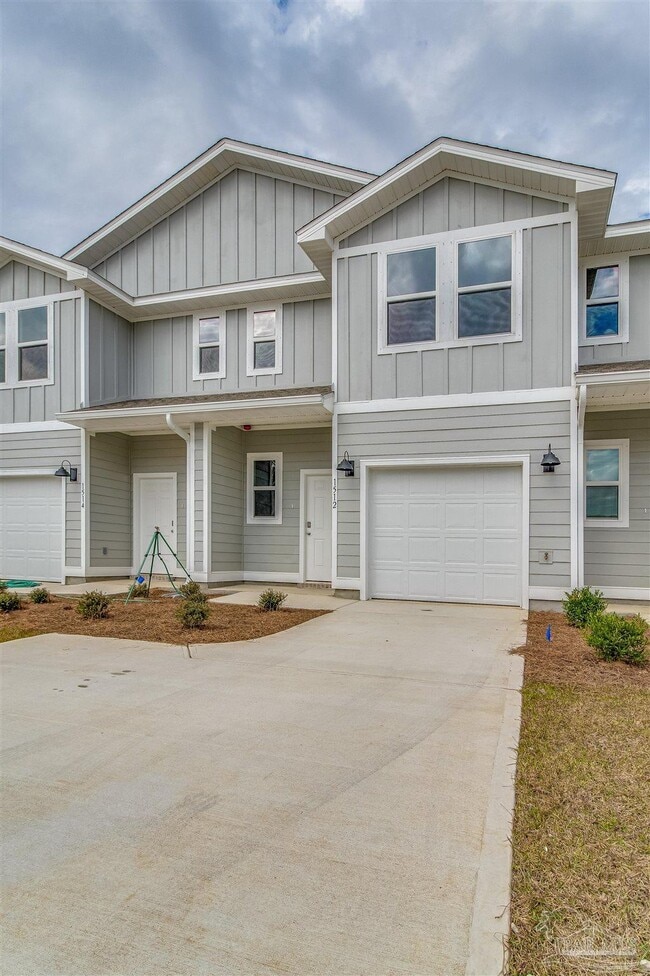 Photo - 1512 Farragut Way