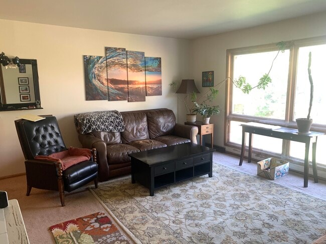 Photo - 3536 S 77th St