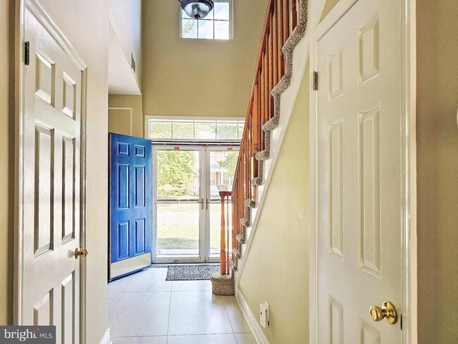Building Photo - 6 Hedgecroft Dr Rental