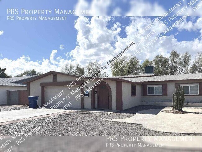 Building Photo - 1853 E Gemini Dr