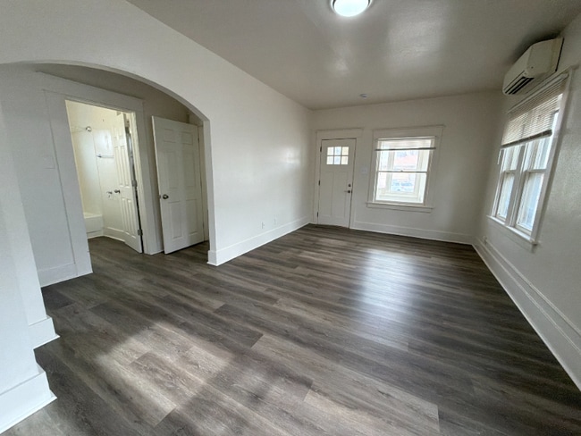 Photo - 1123 14th Ave Unit A