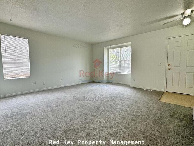 Photo - 410 W Single Family Home