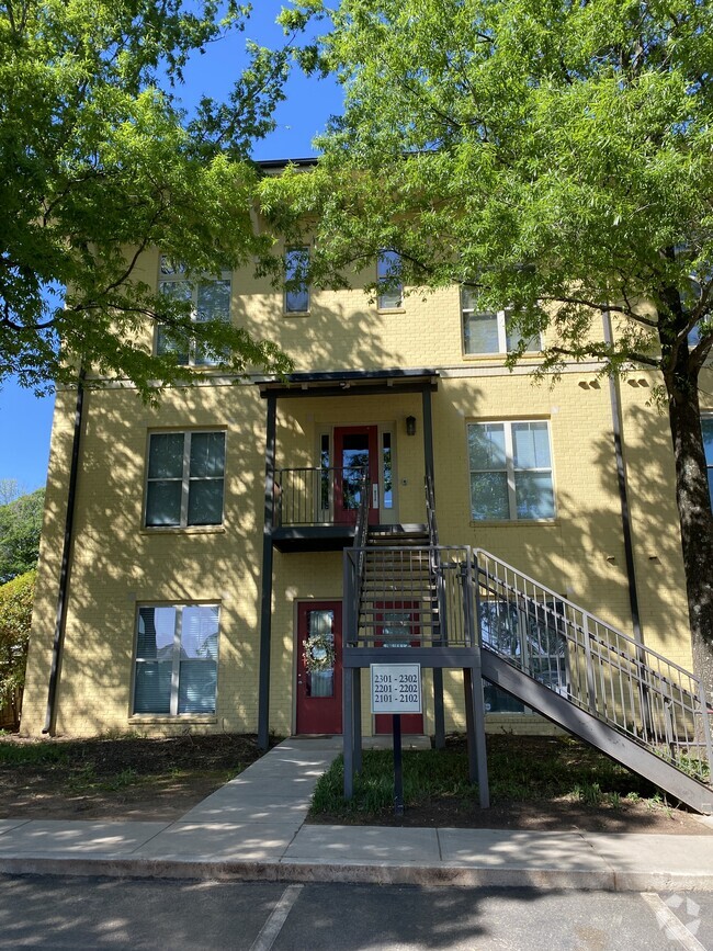 Building Photo - 1195 Milton Terrace SE Unit 2202 Rental