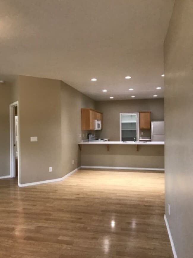 Photo - 321 Aspenwood Dr