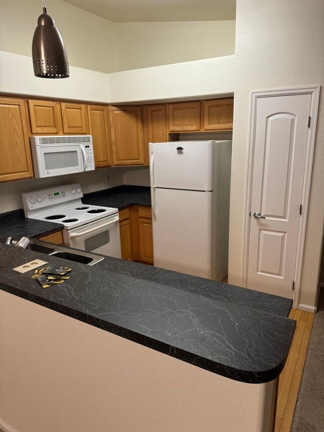 Photo - Large Open Plan 2 Bedroom 2 Bathroom Home