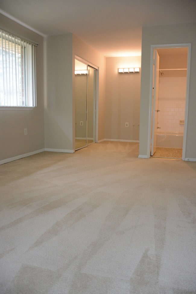 217 Victor Pkwy Unit F