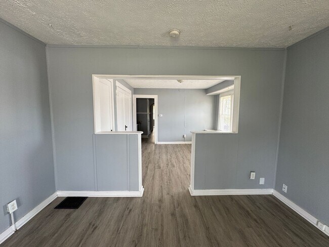 Photo - 2025-2027 Southeastern Ave Unit 2025 Southeastern Ave