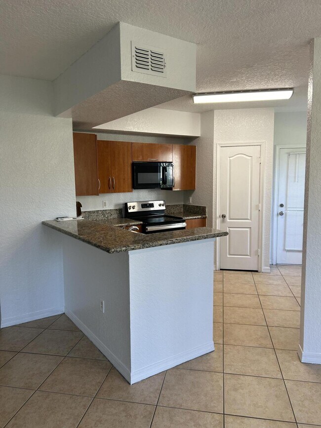 Photo - 130 SW Peacock Blvd Unidad 16103