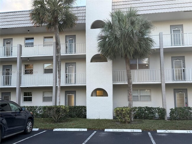 Photo - 8100 Sunrise Lakes Blvd Unit 108