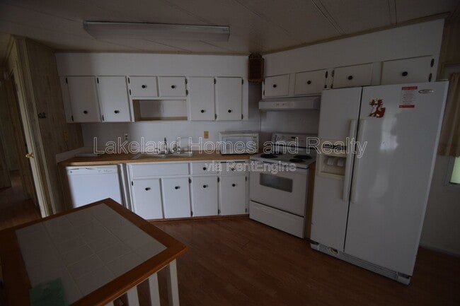 Photo - 1567 Longbow Dr