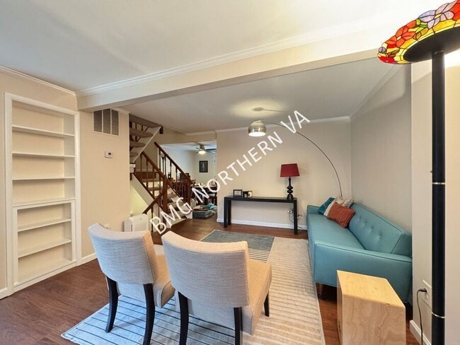 2816 Raymond Ct