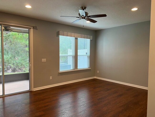 Photo - 68 Adelanto Ave