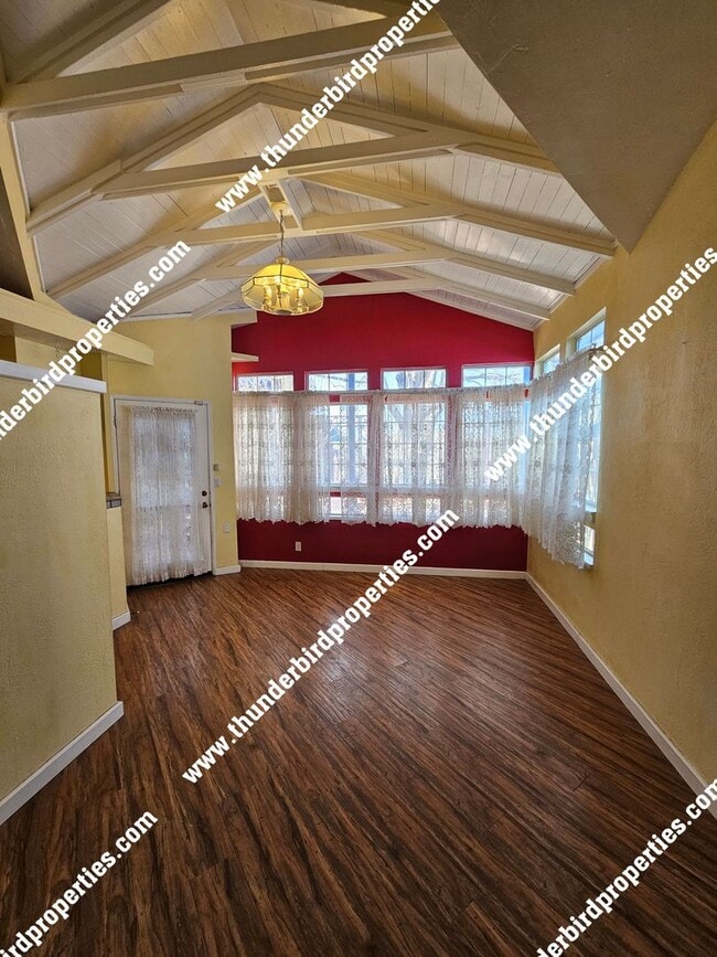 Photo - Lovely 3 bedroom, 2 baths in NE Heights!