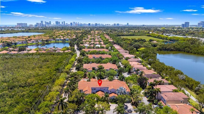 1120 Canella Ln
