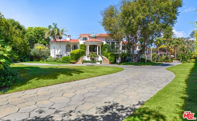 Photo - 28899 Cliffside Dr